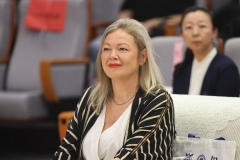  Prodziekan Międzynarodowej Szkoły Inżynierskiej - dr inż. Beata Backiel-Brzozowska - podczas ceremonii rozdania dyplomów ukończenia studiów, fot. Uniwersytet Tianjin Chengjian