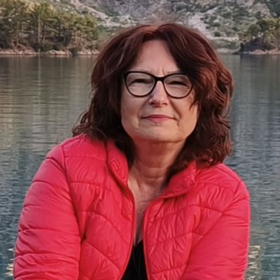 Prof. dr hab. Joanna Kostecka