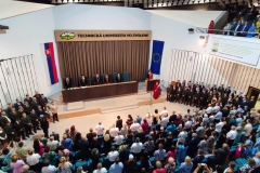 Uroczyste-wreczenie-dyplomow-studentom-ostatniego-roku-TUZVO