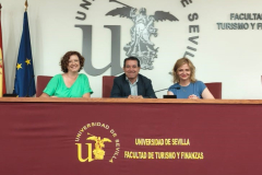Dr Anna Kononiuk i dr Justyna Kozłowska w trakcie spotkania z prof. Antonio de la Torre Gallegos; archiwum prywatne