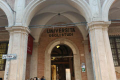 Uniwersytet-Bolonski-budynek-Rektoratu