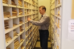 Praca w zielniku mykologicznym w budynku Muzeum LUOMUS Uniwersytetu Helsinskiego, autor fot. E. Bagińska