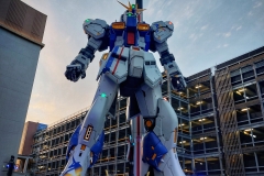 Pomnik-robota-arch.-pryw.-Mateusz-Sumorek