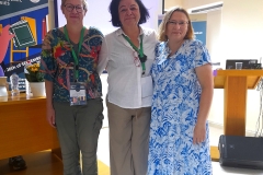 7.-Uczestniczki-Miedzynarodowego-Tygodnia-Bibliotekarzy-wraz-z-Katerina-Voutiraki-Dyrektor-Biblioteki-HMU-2025