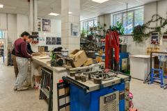Studenci-podczas-pracy-w-laboratorium.-Fot.-H.Bramska