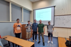 Dr-Andrzej-Karpowicz-oraz-prof.-Athanasios-Tsagkanos-podczas-zajec-z-fuzji-i-przejec-przedsiebiorstw-na-Uniwersytecie-w-Patras-2-fot.-archiwum-wlasne