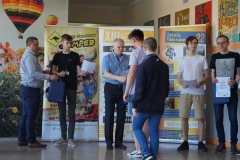 Cale-podium-2