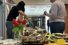 Walentynkowy-kiermasz-ciast-23