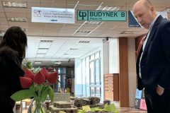 Walentynkowy-kiermasz-ciast-27