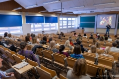 2026-01-23-Wykład-PZP-o Szczęściu, którego szukamy tam, gdzie go nie ma-PZP-Dostępna PB-fot-Iryna-Mikhno-PB