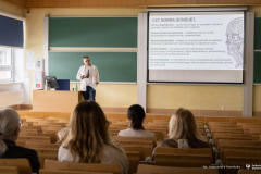 2026-02-27 "Wykład Etanol, czyli pomiędzy przyjemnością a cierpieniem" fot. Aleksandra Kamińska PB
