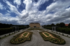 „Oś symetrii - pałac Schonbrunn”