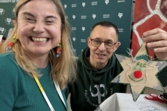 Wspolne-dekorowanie-bombek-6