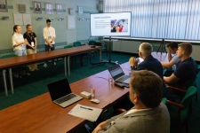 Prezentacje-przed-komisja-konkursowa-podczas-III-etapu-konkursu-Wschodzacy-Innowatorzy_Politechnicznej-Sieci-Via-Carpatia-fot.Dariusz-Piekut_PB-5