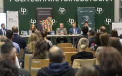 Targi Pracy PB 2023 - debata, fot. Maciej Giedrojć Juraha_PB