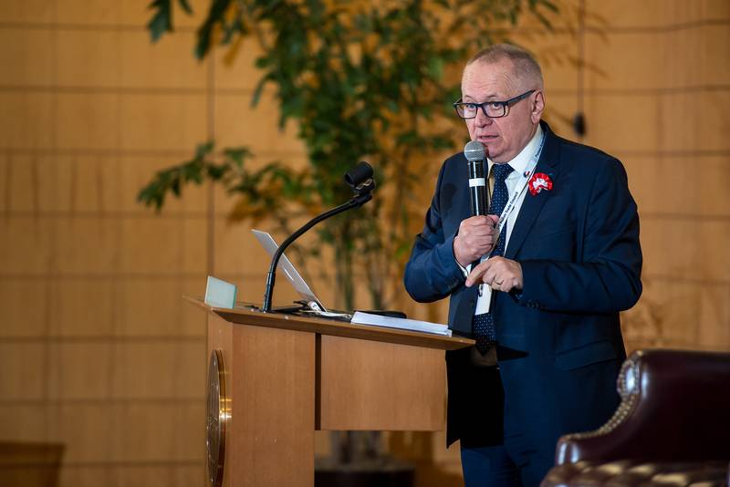 Prof. Lech Dzienis wziął udział w sympozjum na Uniwersytecie Stanforda