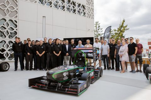 Bolid CMS-07 Formuła Student. Siódme dziecko zespołu Cerber Motorsport, fot. Gabriela Kościuk, Politechnika Białostocka, pojazd, bolid, konstruktorzy