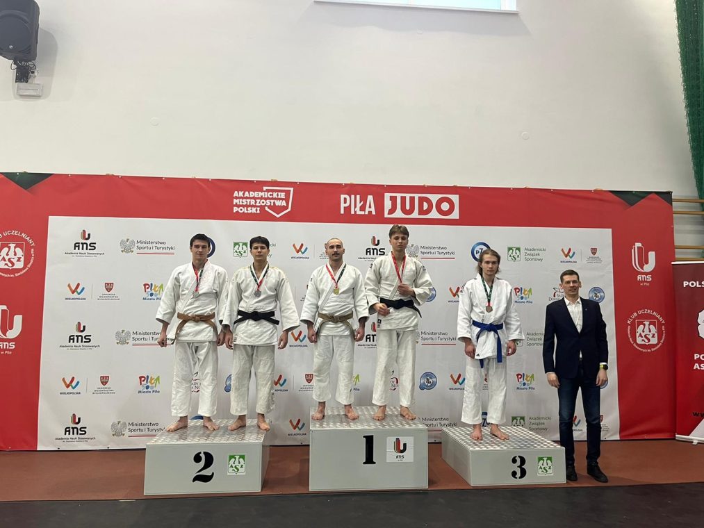 Akademickie Mistrzostwa Polski w Judo. Studenci przywieźli trzy medale. Podwójne mistrzostwo w ergometrze wioślarskim