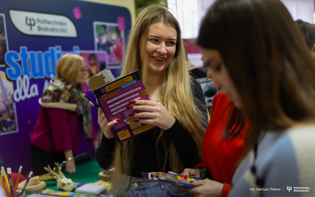 Na trasie „Uczelni w Powiecie” odwiedziliśmy II LO w Hajnówce