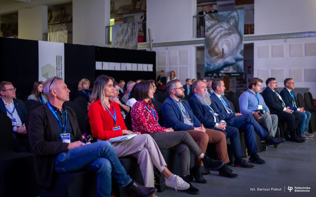 Międzynarodowa konferencja „Advanced hybrid lightweight materials and technologies for global circular economy” w Politechnice Białostockiej