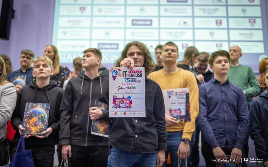 XV międzyszkolny konkurs IT in English w Zespole Szkół Elektrycznych w Białymstoku