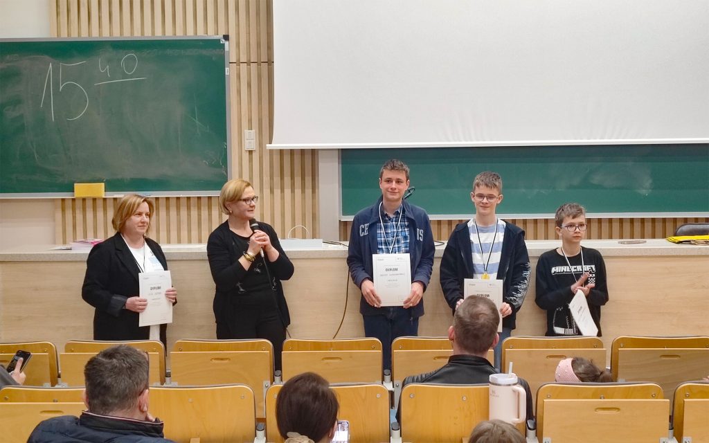 Politechnika Białostocka nagrodziła 12 finalistów Memoriału Urszuli Marciniak – konkursu łamigłówek diagramowych