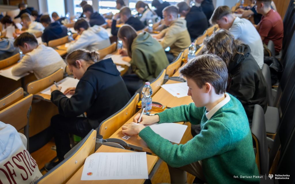 XVII Konkurs Matematyczny o indeks Politechniki Białostockiej na Wydział Informatyki