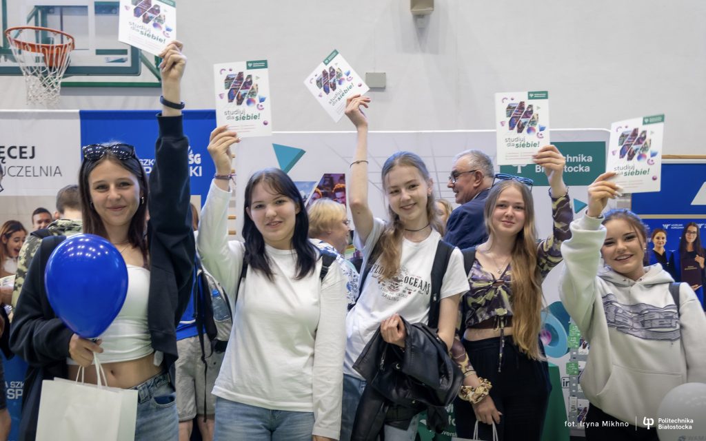 Politechnika Białostocka na Targach Pracy i Edukacji w Giżycku