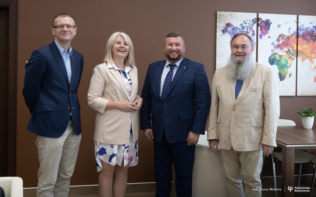 Dr Oleksii Dniprov, rektor Kijowskiego Narodowego Uniwersytetu Budownictwa i Architektury w Politechnice Białostockiej