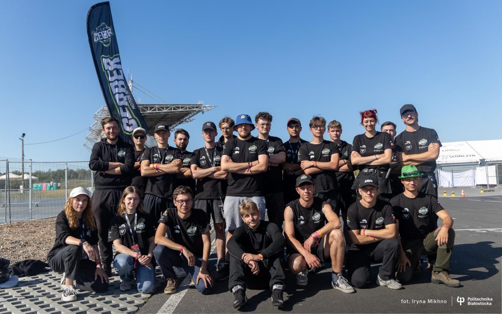 Cerber Motorsport z Politechniki Białostockiej dwukrotnie na podium w Formula Student Poland 2025