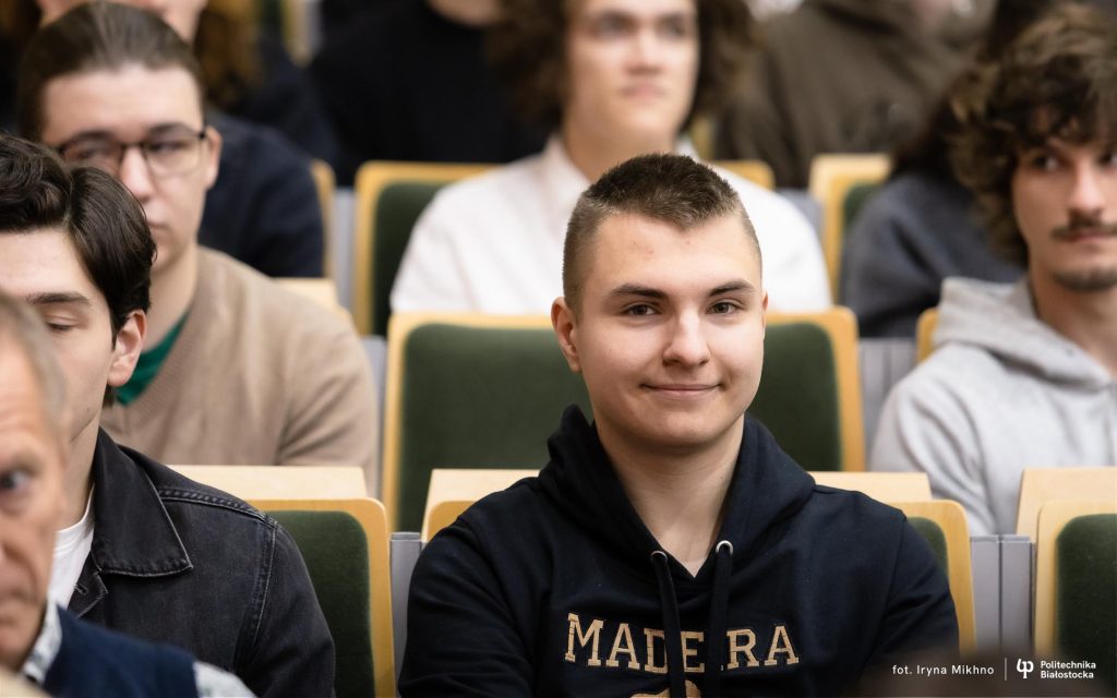 „Rozkład jazdy” na Wydziale Informatyki Politechniki Białostockiej ułatwia start studentom pierwszego roku