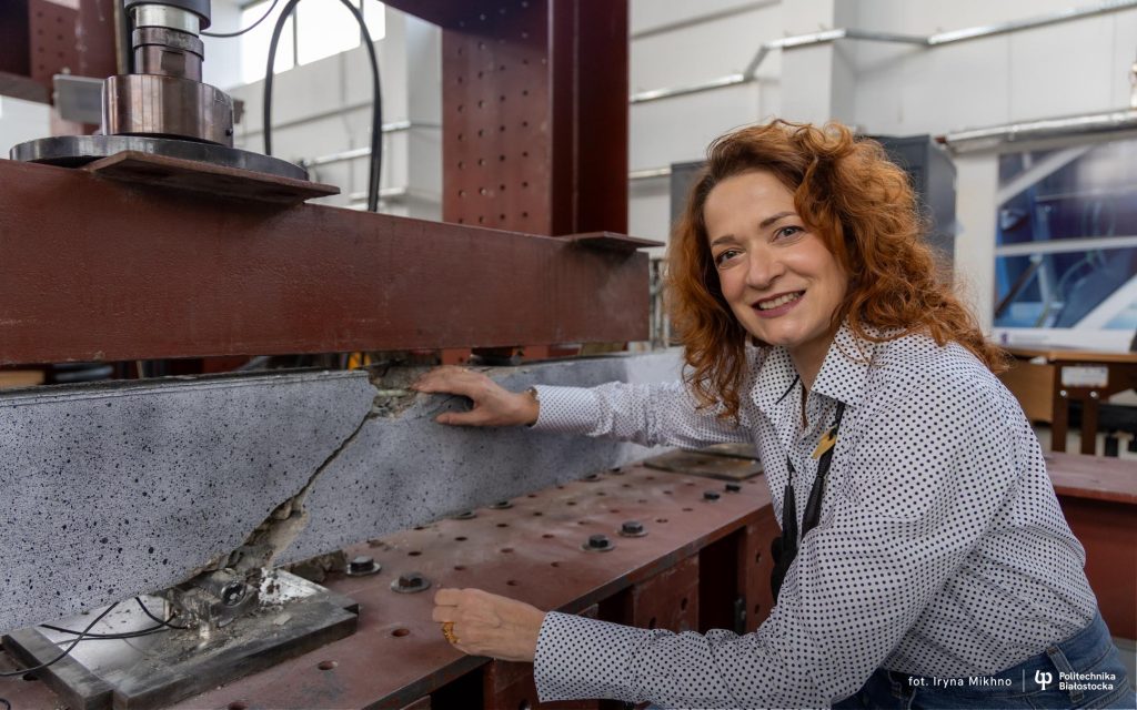 Politechnika Białostocka bada zastosowanie zbrojenia niemetalicznego w elementach betonowych