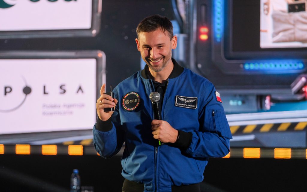 Astronauta Sławosz Uznański-Wiśniewski docenił konstruktorów łazików marsjańskich z Politechniki Białostockiej