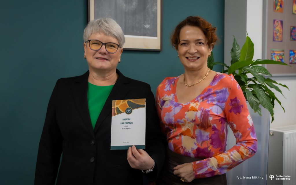 Bogumiła Rutkowska – jubileusz 45 lat pracy niezawodnej i odpowiedzialnej księgowej