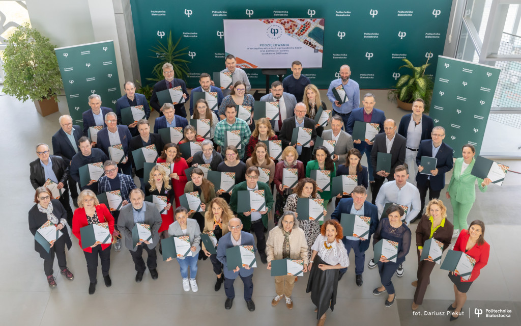 Rektor Politechniki Białostockiej podziękowała 93 pracownikom za szczególne osiągnięcia naukowe w 2025 r.