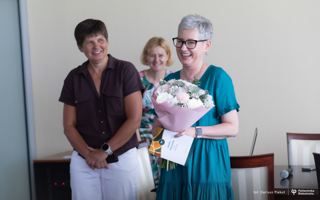 od lewej: Dorota Mozyrska, Małgorzata Krętowska