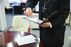 Politechnika Białostocka wraz Uniwersytetem Medycznym w Białymstoku, Uniwersytetem w Białymstoku i Chrześcijańską Akademią Teologiczną w Warszawie zadeklarowała wolę współpracy na rzecz ochrony zabytkowych katakumb Klasztoru Męskiego Zwiastowania Najświętszej Marii Panny; fot. Gabriela Kościuk 6