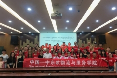 Przedstawiciele WIZ PB podczas szkoły letniej w w Zhejiang University Ningbo Institute of Technology w Chinach