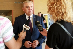 Uczniowie Liceum Ogólnokształcącego Politechniki Białostockiej ze stypendiami prezydenta miasta