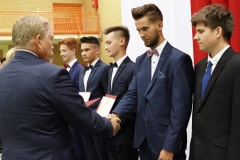 Uczniowie Liceum Ogólnokształcącego Politechniki Białostockiej ze stypendiami prezydenta miasta