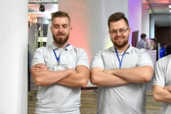 Od lewej: Jakub Czygier, Piotr Tomaszuk, stypendyści MNiSW za znaczące osiągnięcia na rok akademicki 2019/2020