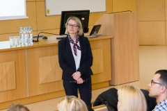 Prorektor prof. Joanna Ejdys podczas wykładu Romana Wieczorka w ramach działalności Centrum Kompetencji Politechniki Białostockiej. 4 marca 2020 r.
