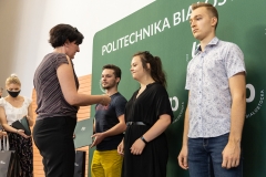Władze Politechniki Białostockiej uhonorowały sportowców z uczelni, którzy w roku akademickim 2020/2021 zdobyli medale. Uhonorowani zostali również ich opiekunowie, trenerzy oraz organizatorzy Akademickich Mistrzostw Polski w Biegach Przełajowych, fot. K. Cichoń