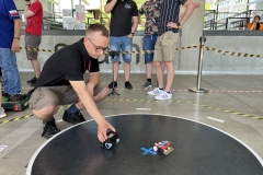 Studenci z Koła Naukowego Robotyków na zawodach Robotic Arena we Wroclawiu, 18 czerwca 2022 r.  (fot. materiały KNR) 7