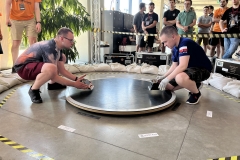 Studenci z Koła Naukowego Robotyków na zawodach Robotic Arena we Wroclawiu, 18 czerwca 2022 r.  (fot. materiały KNR) 4