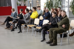 2022-12-05-Spotkanie-z-autorami-ksiazki-W-cieniu-Puszczy-Bialowieskiej-w-CNK-fot.-Piotr-Awramiuk-PB-15