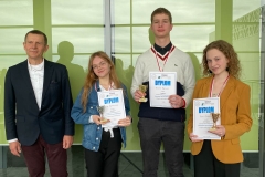 dr inż. Rajmund Stasiewicz, Eliza Napiórkowska, Robert Wojtkowiak, Amelia Sitkowska. Fot. Centrum Popularyzacji Matematyki „Signum”