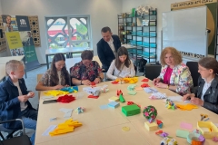 Warsztaty origami dla opiekunów zawodników Ligi Łamigłówkowej. Fot. Centrum Popularyzacji Matematyki „Signum”