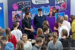 2023.01.17 Targi Edukacyjne w II LO fot.Dariusz Piekut PB