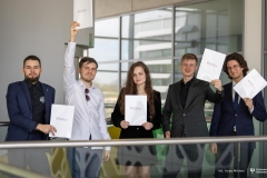 2025-04-17-Pani-Rektor-dziekuje-studentom-stypendia-MNiSW-fot-Iryna-Mikhno-PB-1